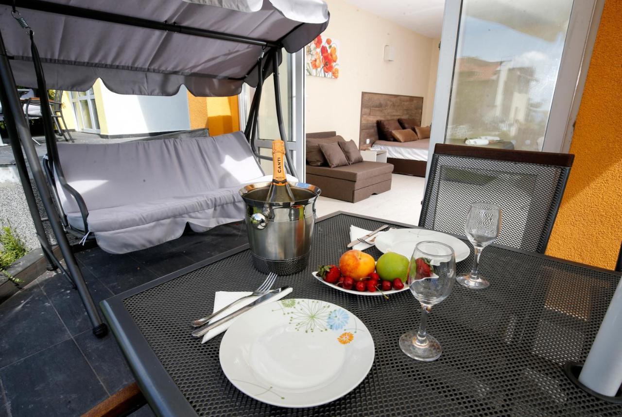 Stayinn Rainbow Houses Beachfront By Asteri Hotels Сонячний Берег Екстер'єр фото