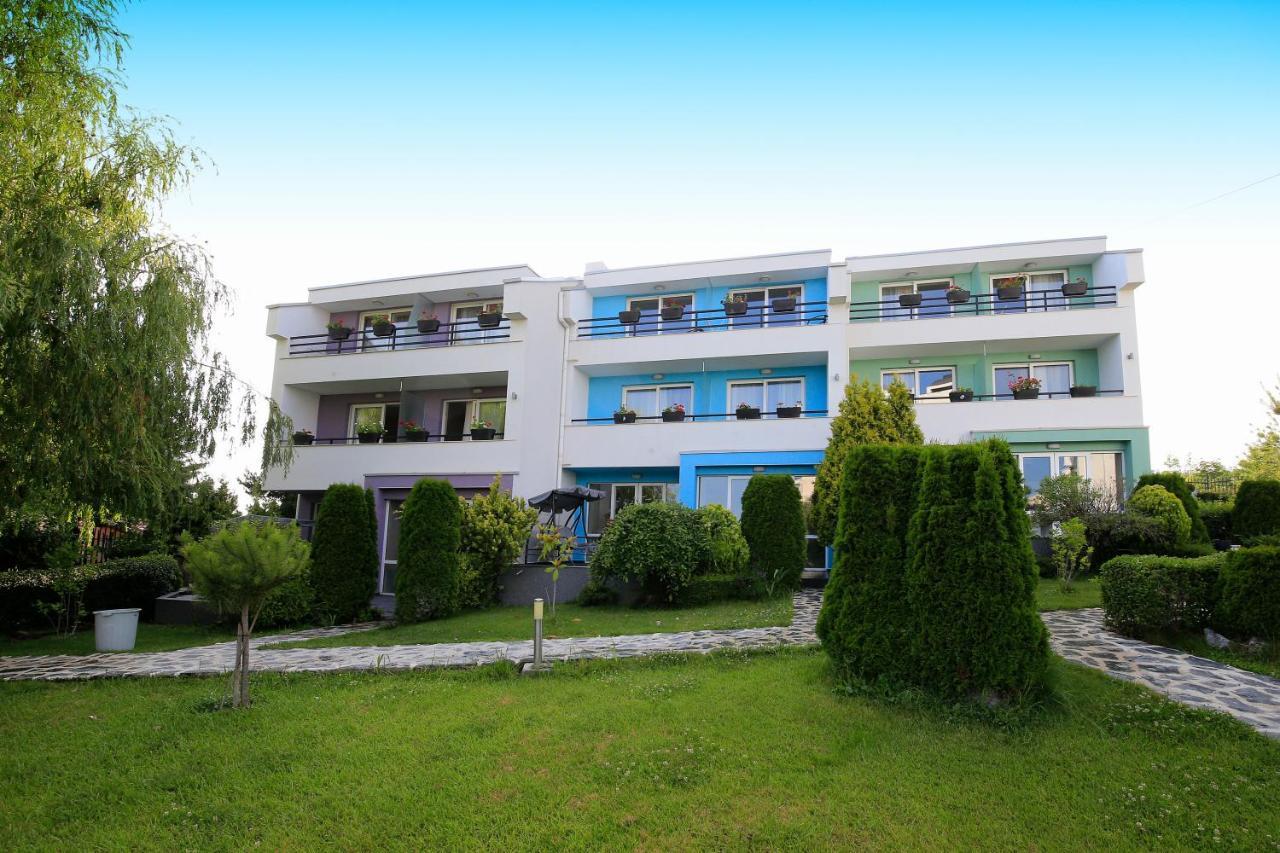 Stayinn Rainbow Houses Beachfront By Asteri Hotels Сонячний Берег Екстер'єр фото