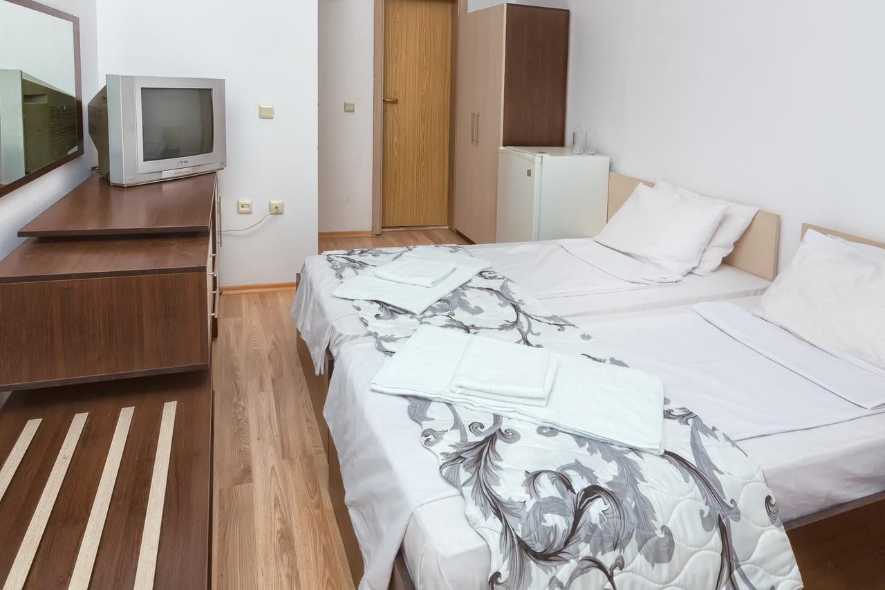Stayinn Rainbow Houses Beachfront By Asteri Hotels Сонячний Берег Екстер'єр фото